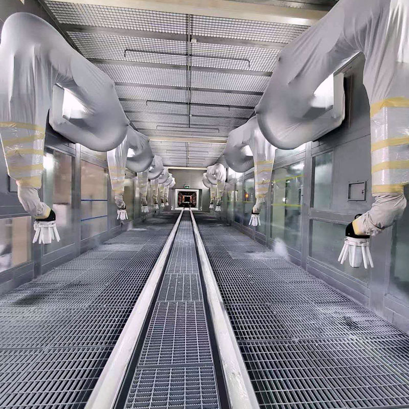 Automatická robotická stříkací kabina