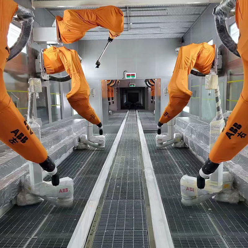 Automatická robotická stříkací kabina