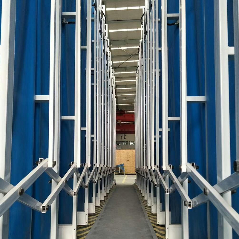 Výsuvná mobilní stříkací a brusná kabina